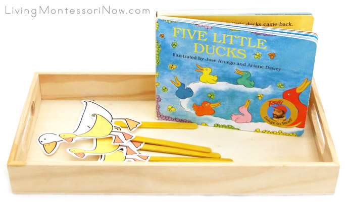 Five Little Ducks Finger Puppets and Book